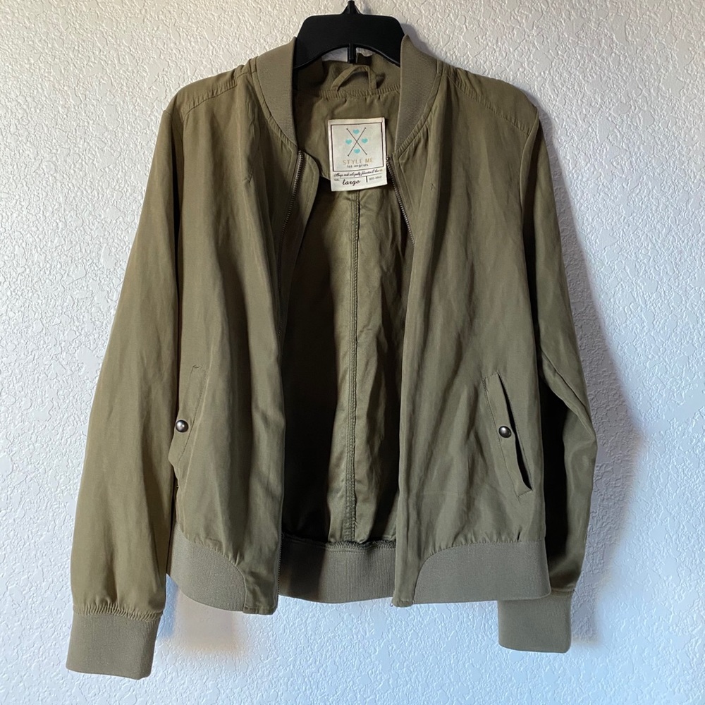 Military green bomber jacket